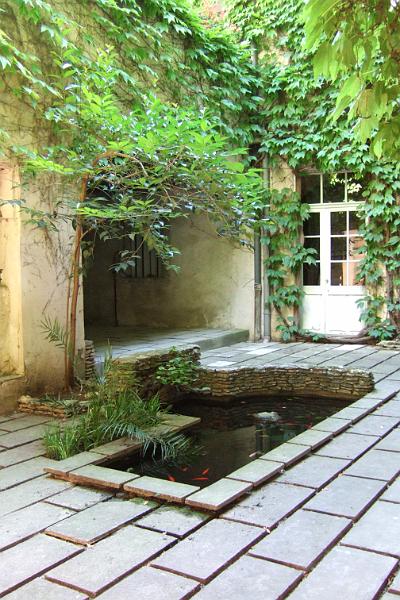 2011-05- (1609).JPG - Blick in das Atrium